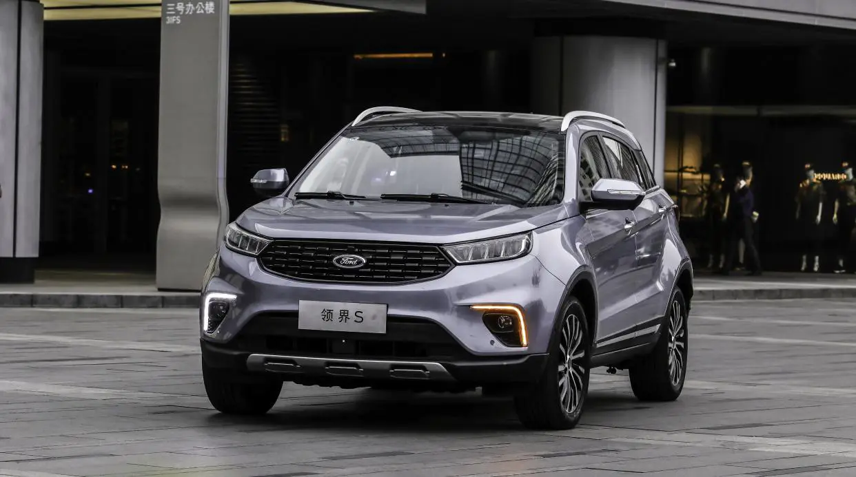 挂福特标的大6座suv 不到万起售 靠性价比领裕能火吗